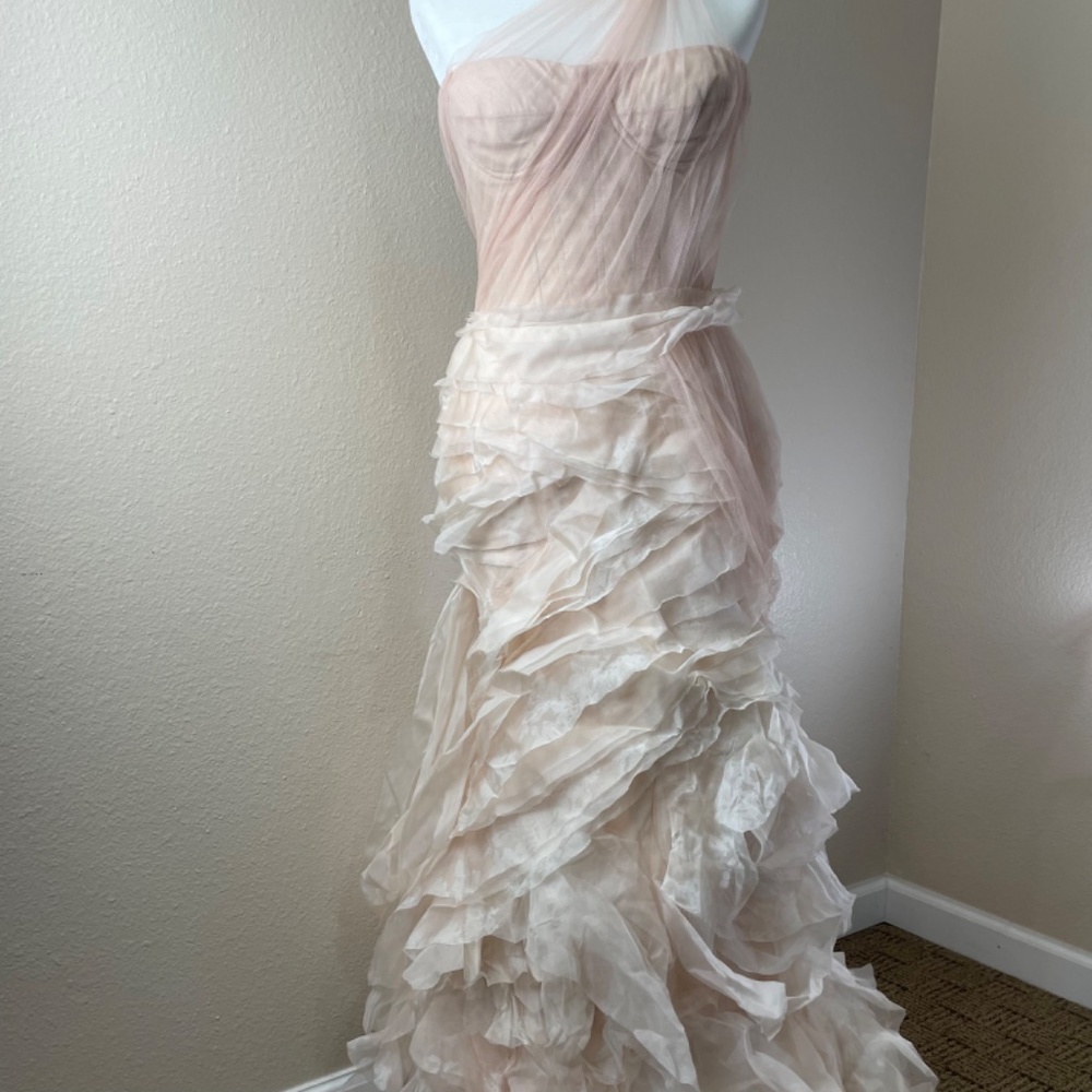 Vera Wang Farrah Dress ~ Soft Shades of Pink  ~ Size 6